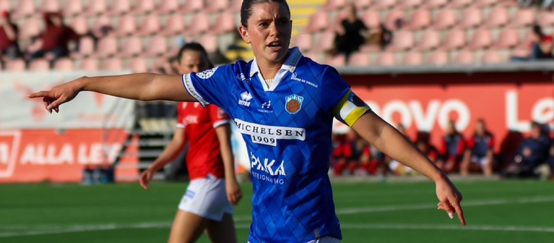 Aslaug Dóra fyrirliði.