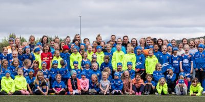 Framstelpur að fara á símamót 2021 vefu r